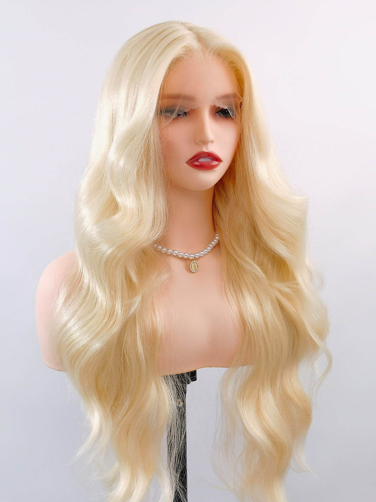 [Madeline] Ailsa's Wigs Platinum Body Wave Lace Front Synthetic Wigs 78049